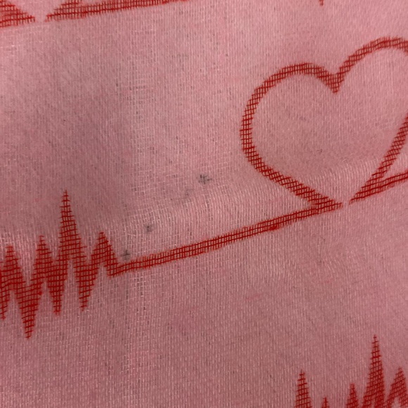 Lifeline pink and red hearts sheer scarf - Picture 13 of 17